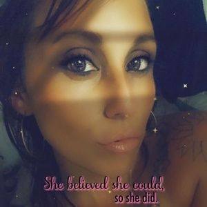 Meet your Posher, Kelly